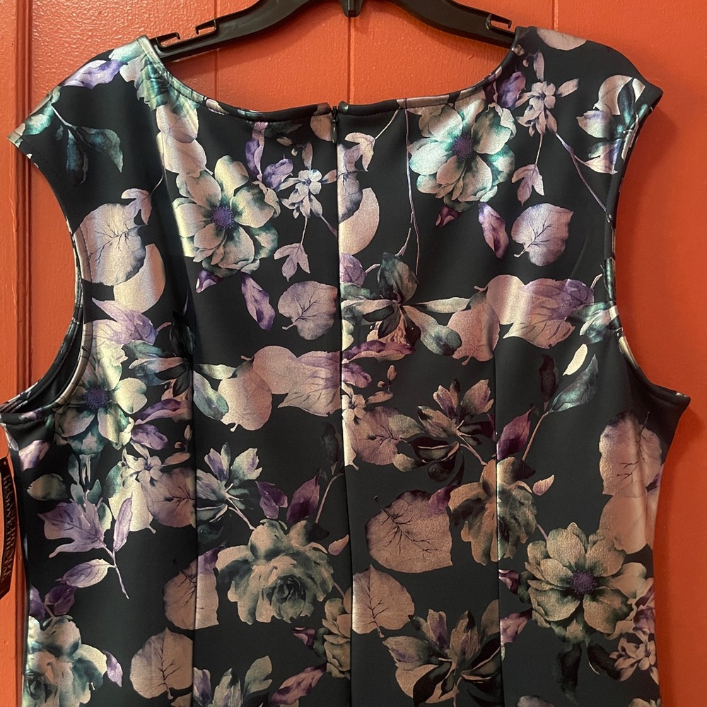 Green metallic floral detailed dress